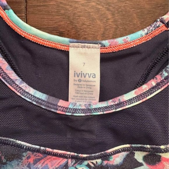 Girls Ivivva size 7 (fits like 6) gymanstics or dance leotard - Picture 2 of 2